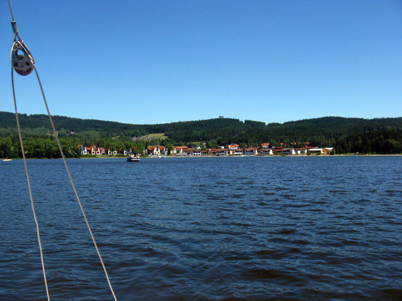 01-lipno-pohled-zpet-na-pristav